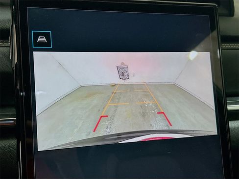 Used 2026 GMC Terrain Elevation w/ Elevation Premium Package image 12