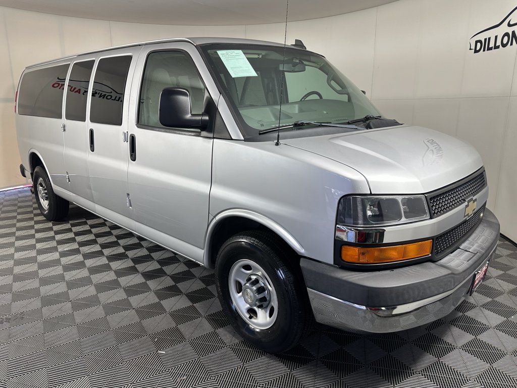 Used 2016 Chevrolet Express 3500 LT w/ LT Preferred Equipment Group RWD image 8
