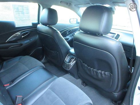 Used 2015 Buick LaCrosse image 27