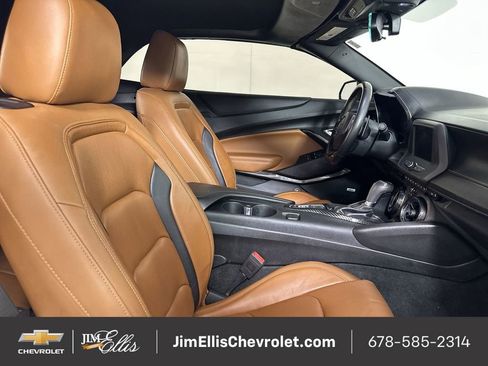 Certified 2020 Chevrolet Camaro LT image 27