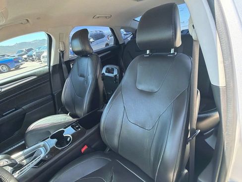 Used 2016 Ford Fusion Titanium FWD image 23