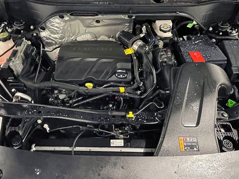 Used 2024 Chevrolet Trax LT image 35