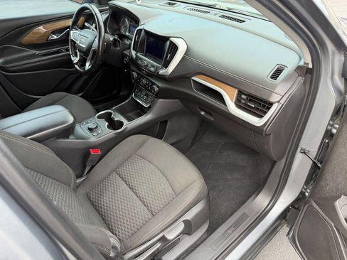 Used 2020 GMC Terrain SLE w/ Driver Convenience Package image 25