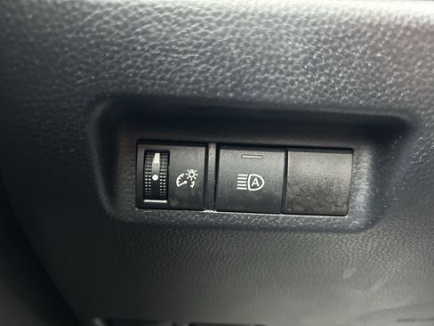 Certified 2020 Toyota RAV4 XLE image 20