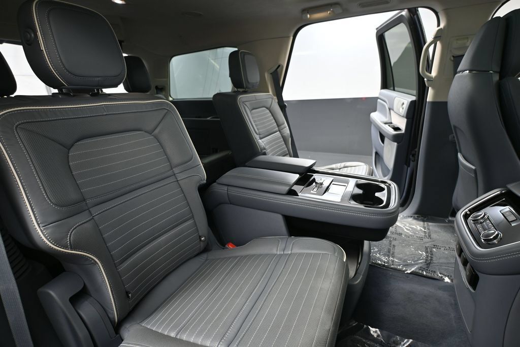 Used 2019 Lincoln Navigator Black Label AWD/4WD image 42