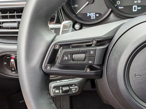 Certified 2025 Porsche Macan Turbo AWD/4WD image 9