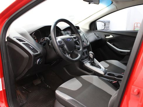 Used 2012 Ford Focus SE FWD image 7