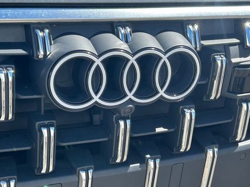 Used 2025 Audi Q7 3.0T Premium Plus image 18