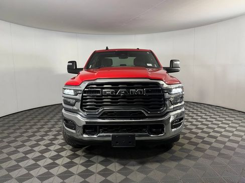 Certified 2026 RAM 2500 Big Horn AWD/4WD image 11