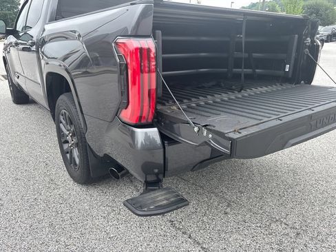 Used 2023 Toyota Tundra Platinum AWD/4WD image 9