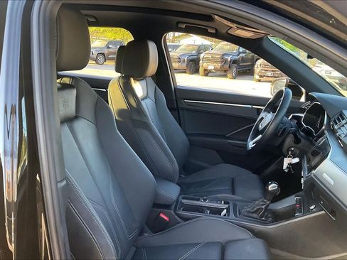 Used 2022 Audi Q3 2.0T Premium Plus image 8