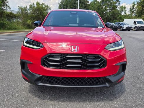 Used 2023 Honda HR-V Sport image 2