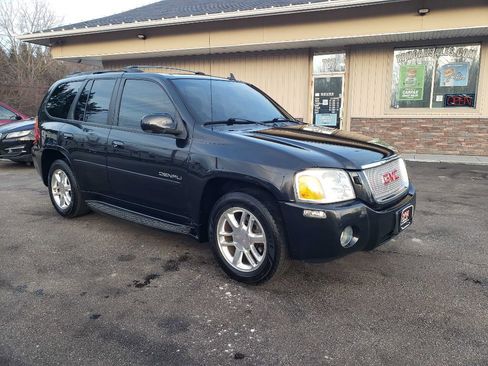 Used 2008 GMC Envoy Denali w/ Sun And 6-Disc Cd Package image 1