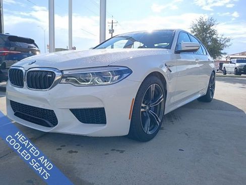 Used 2019 BMW M5 image 3