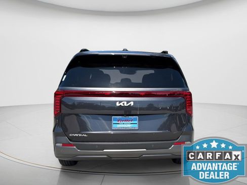 Used 2025 Kia Carnival SX Prestige FWD image 7