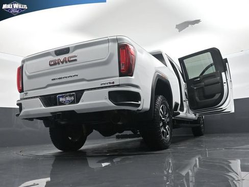 Used 2023 GMC Sierra 2500 AT4 w/ AT4 Premium Plus Package AWD/4WD image 29