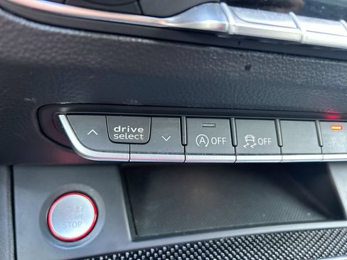 Used 2018 Audi SQ5 Prestige w/ Prestige Package AWD/4WD image 35