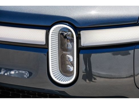 Used 2023 Rivian R1S Adventure Quad AWD/4WD image 8
