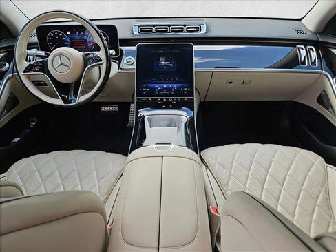 Used 2024 Mercedes-Benz S 580 4MATIC Sedan image 18