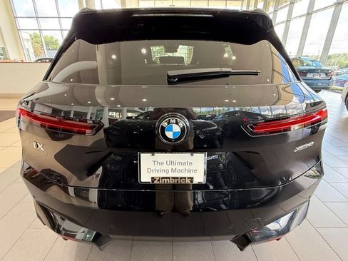 Used 2026 BMW iX xDrive45 w/ Premium Package AWD/4WD image 4
