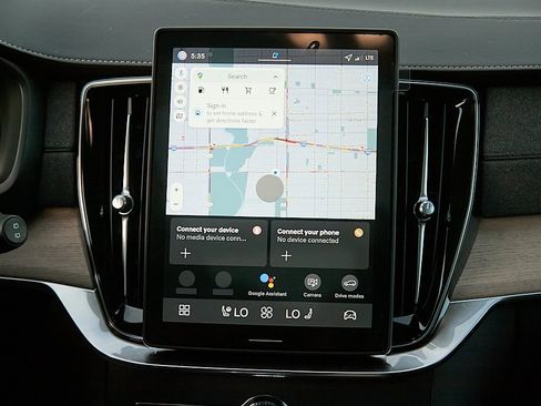 New 2026 Volvo XC90 B6 Plus w/ Protection Package Premier image 27