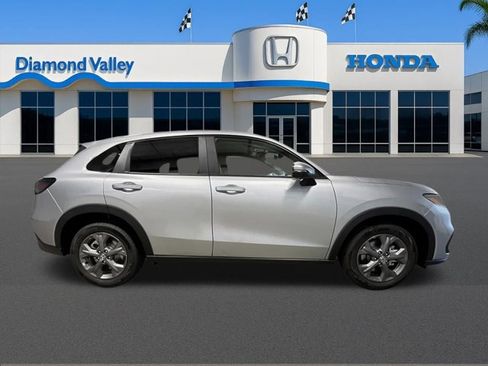 New 2026 Honda HR-V LX image 2