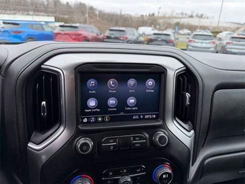 Used 2022 Chevrolet Silverado 1500 LT image 19