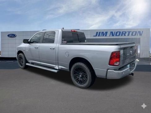 Used 2020 RAM 1500 Classic SLT w/ Luxury Group RWD image 7