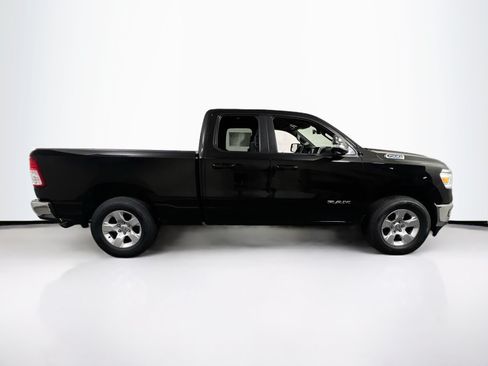 Used 2022 RAM 1500 Big Horn AWD/4WD image 4