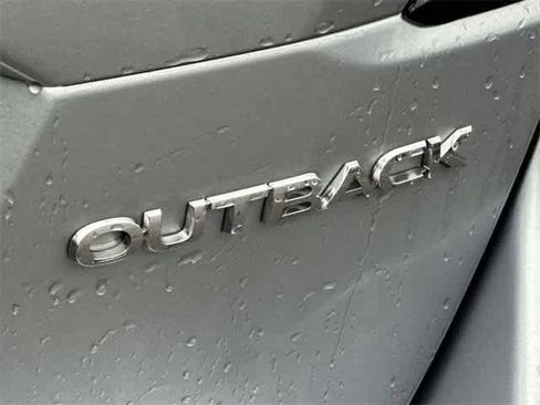 Certified 2023 Subaru Outback Limited image 18
