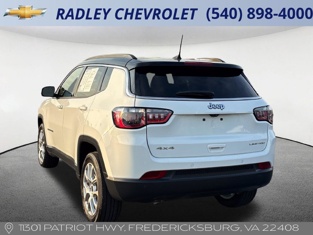 Used 2025 Jeep Compass Limited AWD/4WD image 17
