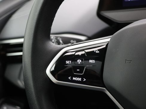 Used 2023 Volkswagen ID.4 Pro S image 19