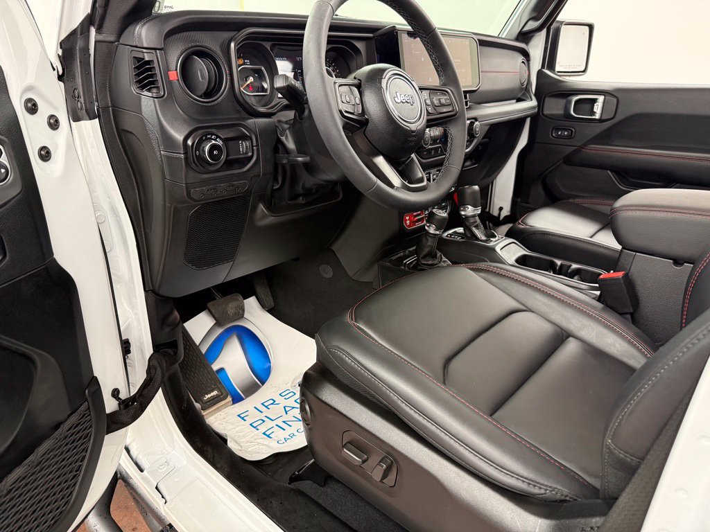 Used 2026 Jeep Wrangler Unlimited Rubicon AWD/4WD image 10