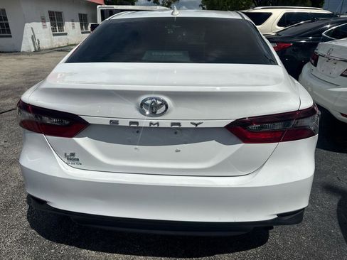 Used 2024 Toyota Camry LE FWD image 5