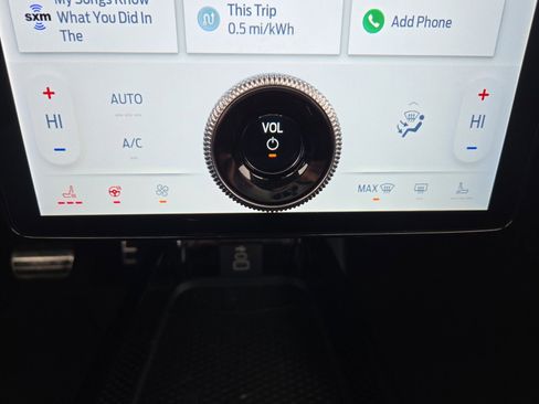 Certified 2025 Ford Mustang Mach-E Premium w/ Sport Appearance Package image 20