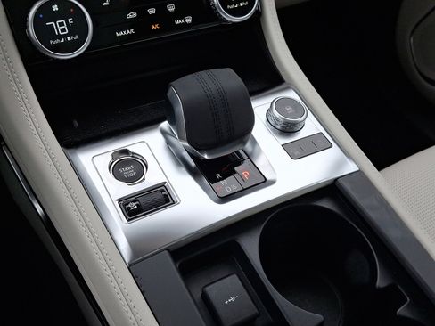 New 2026 Jaguar F-PACE R-Dynamic S image 13