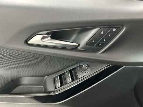 Certified 2026 Chevrolet Equinox RS w/ Convenience Package III AWD/4WD image 11