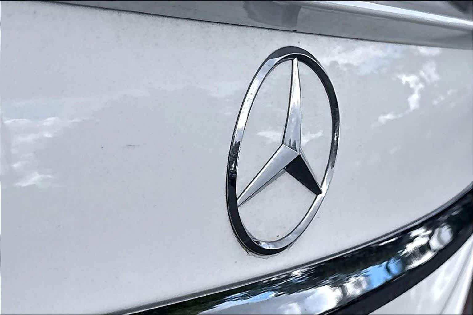 Used 2018 Mercedes-Benz E 300 image 30