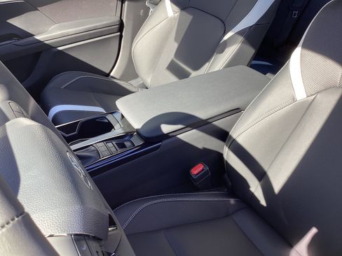 New 2026 Toyota Camry SE image 18