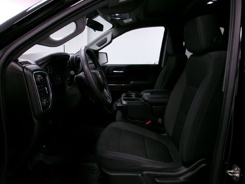 Used 2020 Chevrolet Silverado 1500 LT w/ Trailering Package image 8