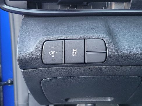 Certified 2025 Hyundai Elantra Sport w/ Cargo Package image 15