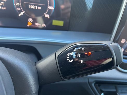 New 2026 Volkswagen Tiguan SE image 31