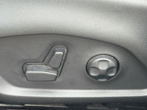 Used 2019 Jeep Compass Limited w/ Advanced Safety Group image 25