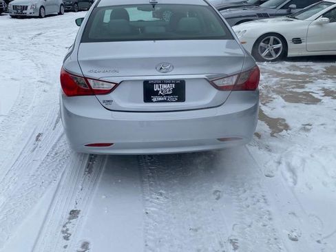 Used 2013 Hyundai Sonata GLS w/ Popular Equipment Pkg image 2