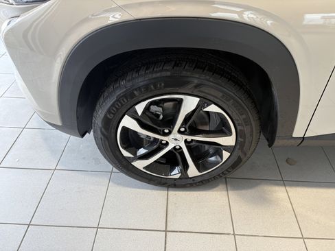 New 2026 Chevrolet Trax RS w/ Driver Confidence Package image 8