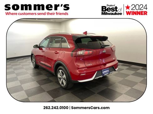 Used 2017 Kia Niro LX image 3