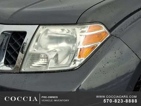 Used 2015 Nissan Frontier SV w/ SV Value Truck Package image 9