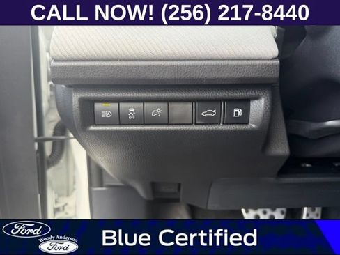 Used 2025 Toyota Camry SE FWD image 20
