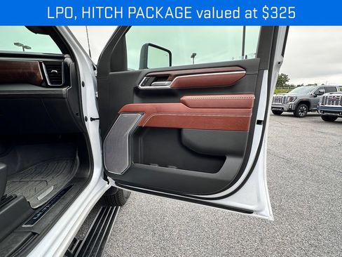 Certified 2024 GMC Sierra 3500 Denali Ultimate AWD/4WD image 15