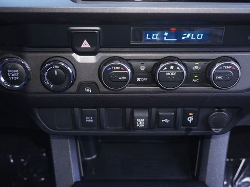 Certified 2023 Toyota Tacoma TRD Off-Road w/ Black Out Package (TMS) AWD/4WD image 16